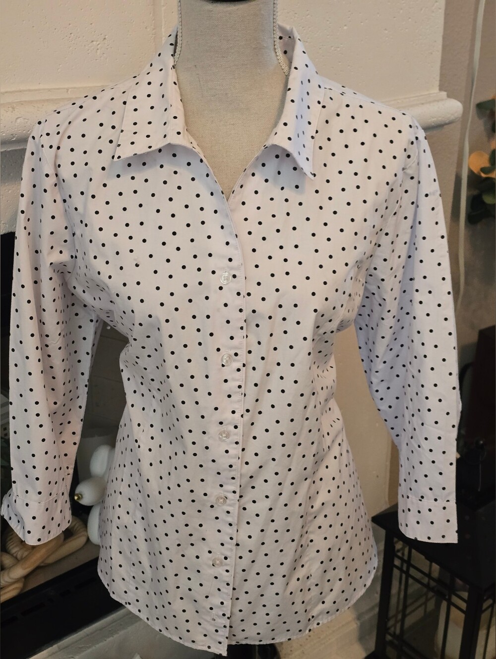 Christopher & Banks White Button-Down Shirt with Black Polka Dots